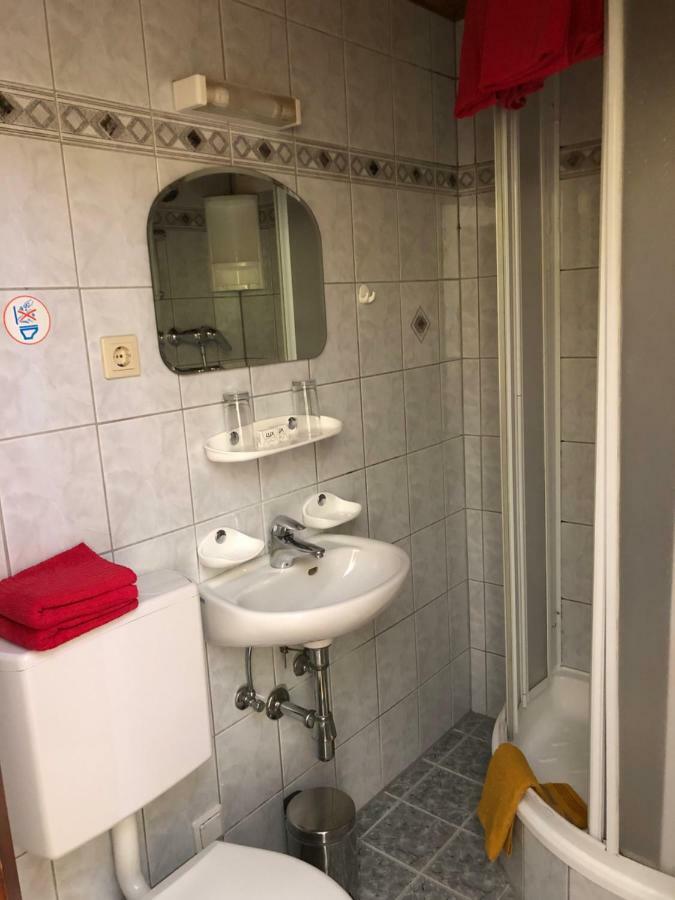 Gasthof-Pension Reidnwirt Baldramsdorf Esterno foto